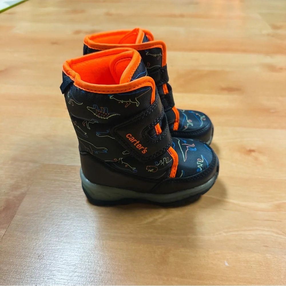 Carters Navy & Orange Grady Light Up Dinosaur Graphic Snow Boots Toddler Size 5